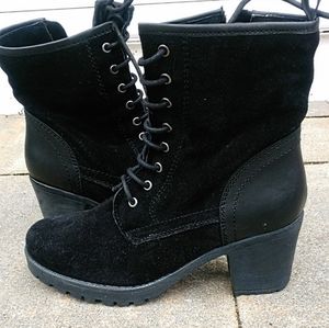 NWOT faux suede chunky platform black boots
